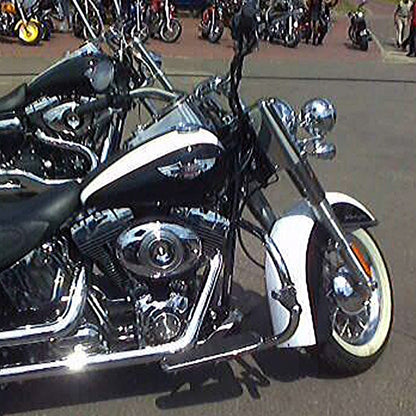 Engine Guard, Front Crash Bar - HD Harley Davidson Softail / Fat Boy / Heritage (2000-2017)