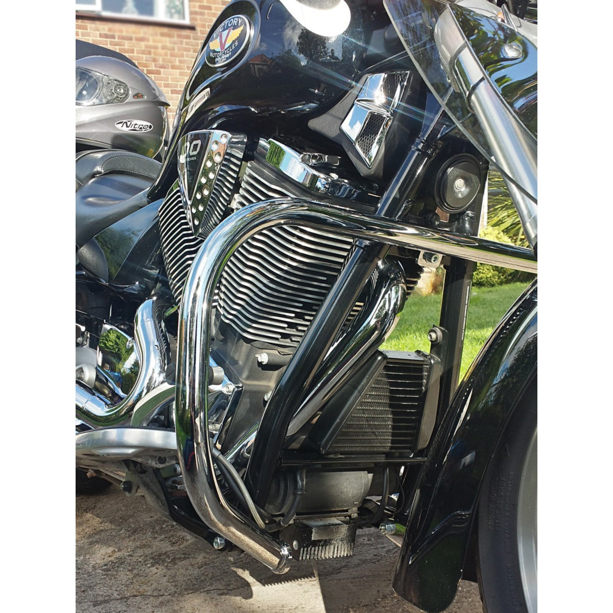 Engine Guard, Front Crash Bar - Victory Hammer Sport / Kingpin Chrome Crash Bar