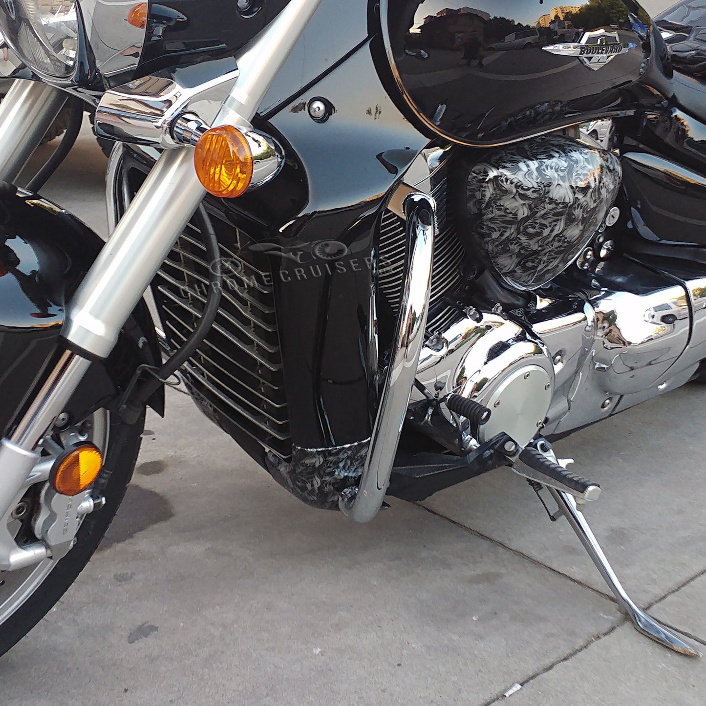 Engine Guard, Front Crash Bar - Suzuki M1800R Intruder Chrome Crash Bars- Chrome