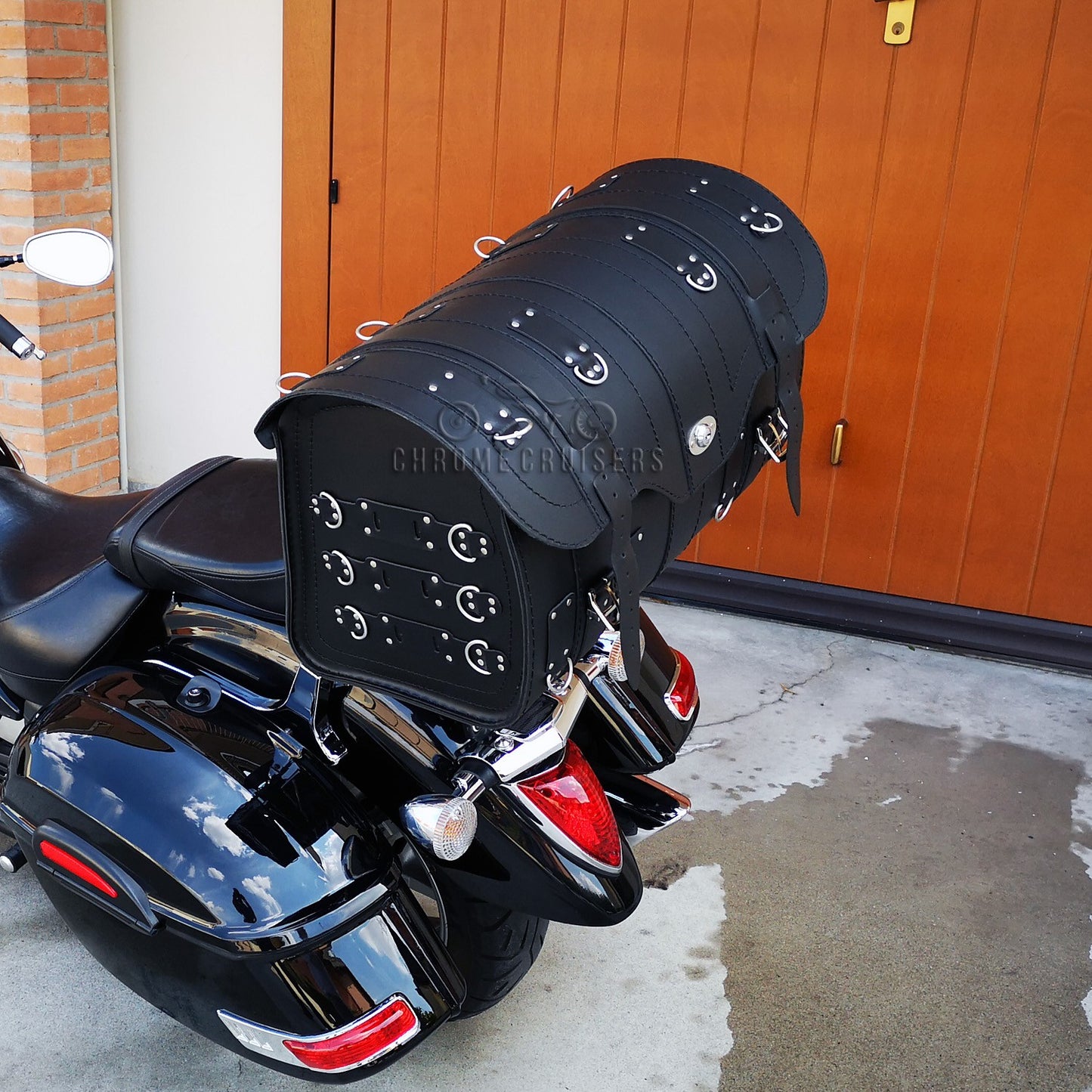 Sissy Bar Bag, Back Seat Bag, Rear Leather Bag - Motorcycle Luggage – REAL LEATHER