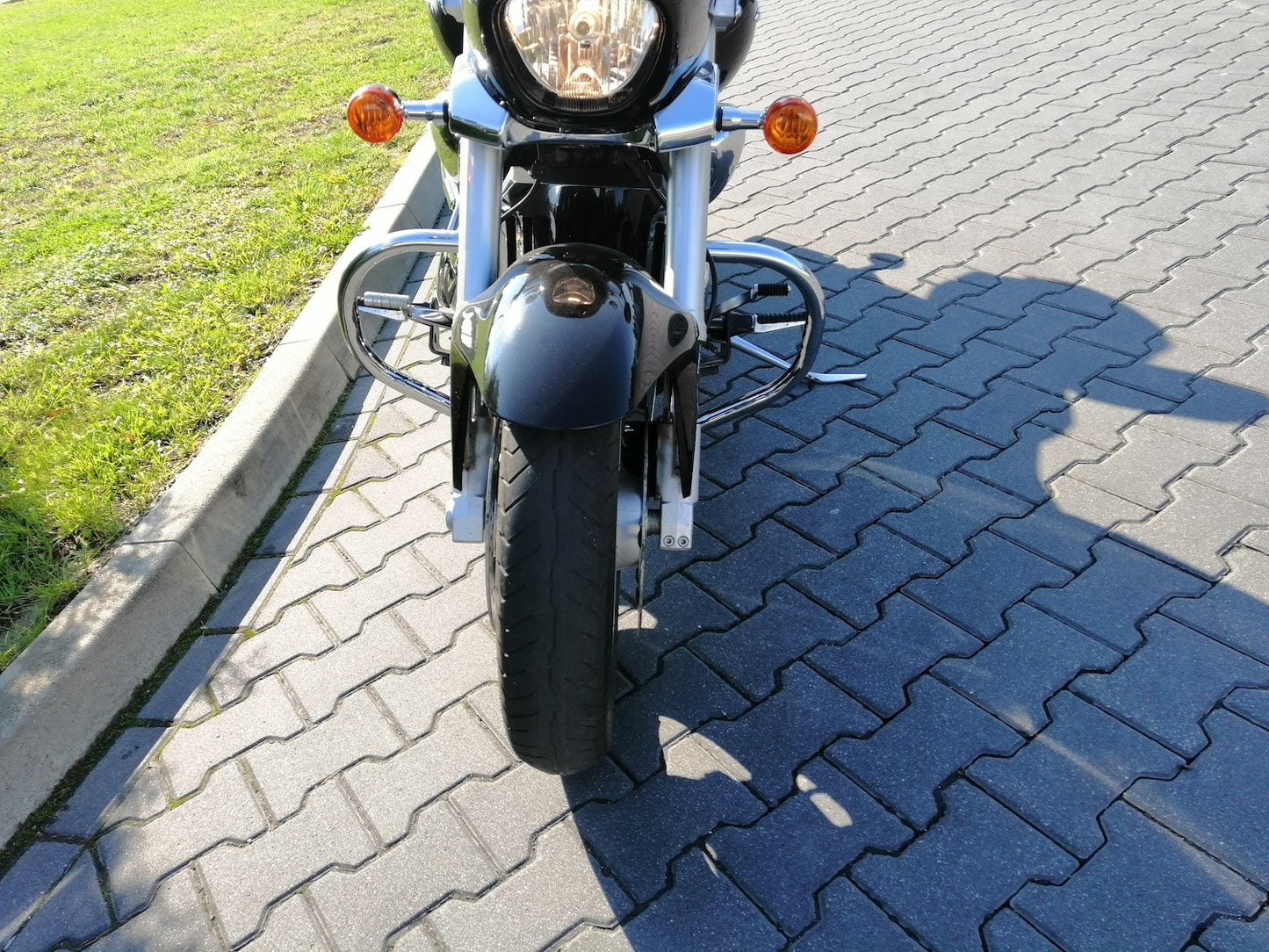 Engine Guard, Front Crash Bar - Suzuki M1500 Intruder Chrome Crash Bars- Chrome